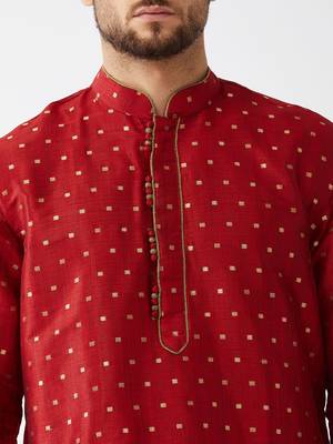 Maroon And Gold Silk Blend Kurta And Dhoti Set 4