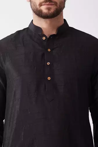 Solid Kurta And Embroidered Traditional Dhoti Set