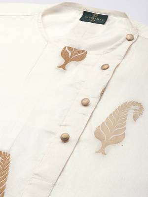 Men'S White And Gold Silk Blend Kurta And Dhoti Set 4