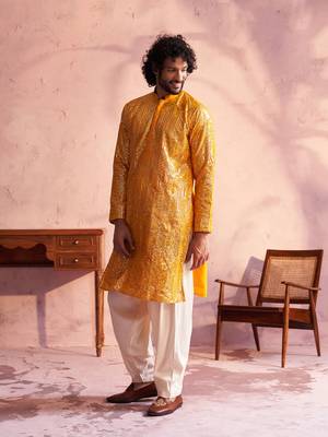 Men'S Yellow And Cream Georgette Kurta And Patiala Set 2