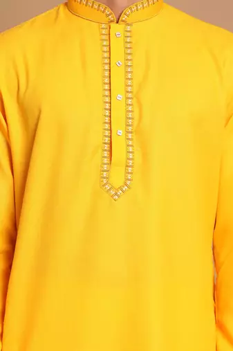 Yellow And White Cotton Blend Kurta Pyjama Set
