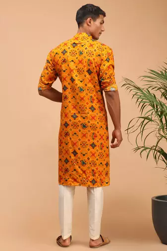 Yellow And Cream Cotton Blend Kurta Pyjama Set