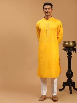 Men'S Yellow Cotton Blend Kurta & Pyjama Set 1