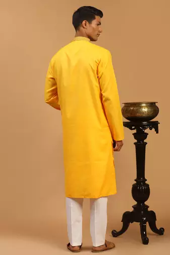 Men'S Yellow Cotton Blend Kurta & Pyjama Set