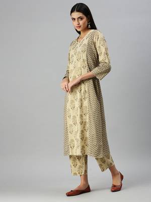 women's round neck floral block print beige straight kurta and trouser 3