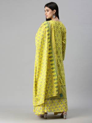 women's round neck floral foil print yellow anarkali kurta and palazzos with dupatta 2