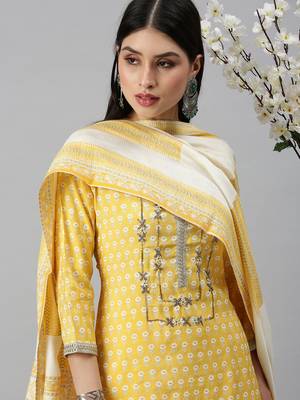 women's round neck floral yellow straight kurta and trouser with dupatta 2