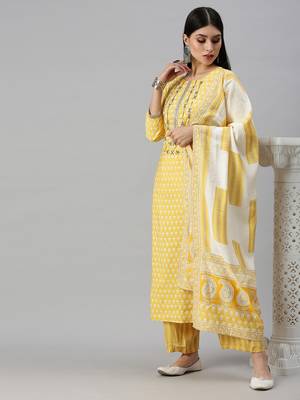 women's round neck floral yellow straight kurta and trouser with dupatta 4