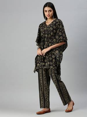 women's v-neck floral black kaftan kurti and trouser 3
