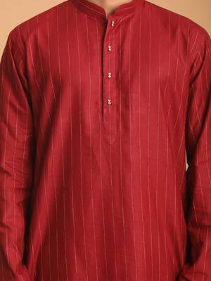 Maroon And Rose Gold Cotton Blend Kurta Pyjama Set 4