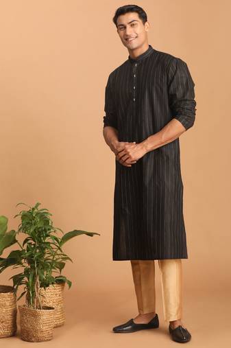 Men'S Maroon And Rose Gold Cotton Blend Kurta Pyjama Set