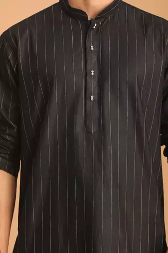 Men'S Maroon And Rose Gold Cotton Blend Kurta Pyjama Set