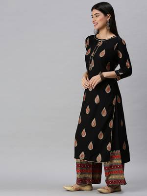 women's mandarin collar ethnic motifs foil print black straight kurta and palazzos 2