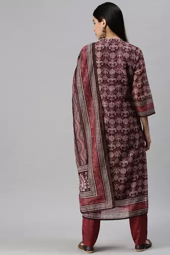 women's mandarin collar ethnic motifs maroon straight kurta and trouser with dupatta