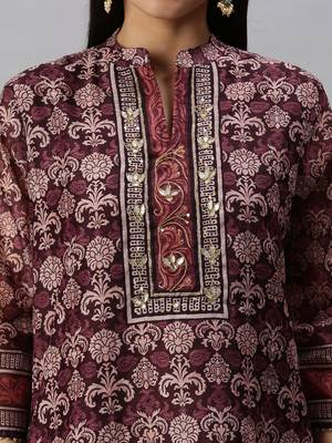 women's mandarin collar ethnic motifs maroon straight kurta and trouser with dupatta 4