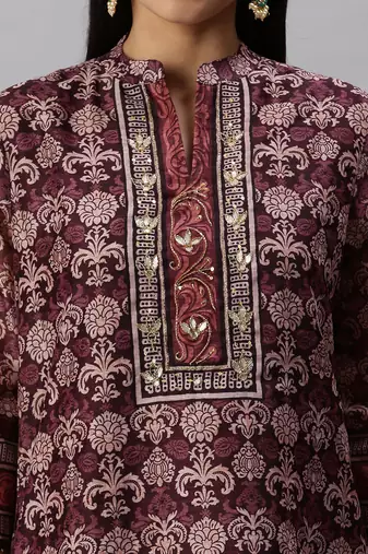 women's mandarin collar ethnic motifs maroon straight kurta and trouser with dupatta