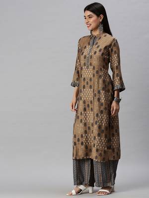 women's mandarin collar ethnic motifs foil print brown straight kurta and palazzos 2