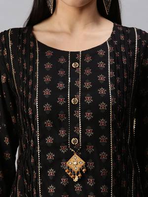 women's round neck floral foil print black straight kurta and trouser with dupatta 5