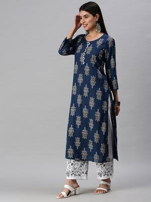 women's round neck floral foil print blue straight kurta and trouser with dupatta 3