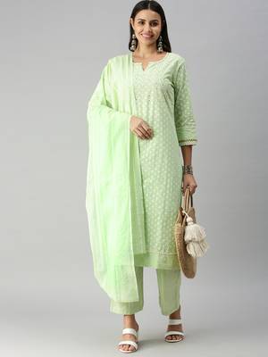 women's round neck floral green straight kurta and palazzos with dupatta 1