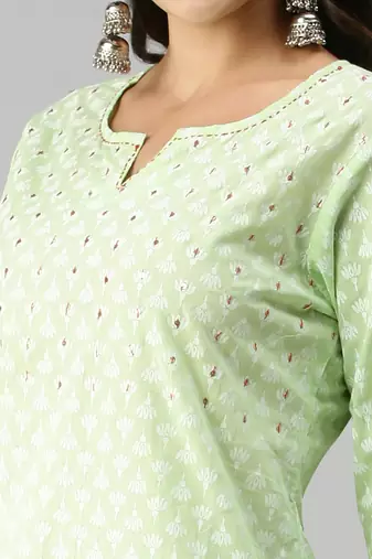 women's round neck floral green straight kurta and palazzos with dupatta
