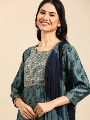 women's round neck floral foil print blue straight kurta and trouser with dupatta 1