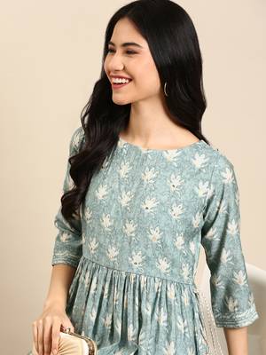 women's round neck abstract batik sea green anarkali kurta and trouser 1