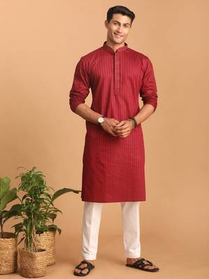 Maroon And White Cotton Blend Kurta Pyjama Set 1