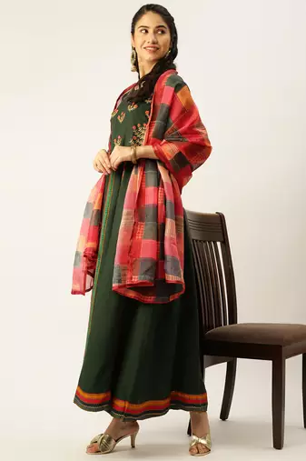 women's round neck solid foil print green a-line kurta and trouser with dupatta