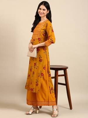 women's round neck floral foil print mustard straight kurta and palazzos 5