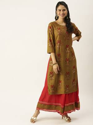 women's round neck solid green straight kurta and palazzos 2