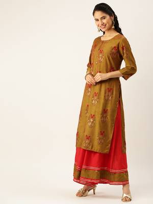 women's round neck solid green straight kurta and palazzos 3