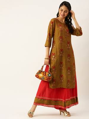 women's round neck solid green straight kurta and palazzos 4