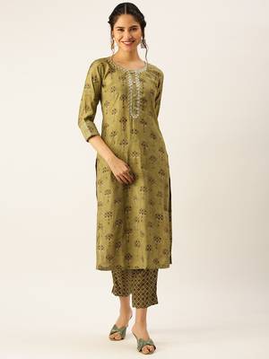women's round neck ethnic motifs foil print olive straight kurta and trouser 2