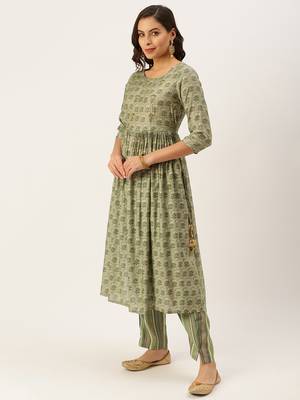 women's round neck striped grey a-line kurta and trouser with dupatta 3