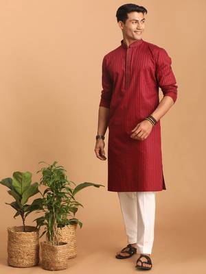 Maroon And White Cotton Blend Kurta Pyjama Set 2