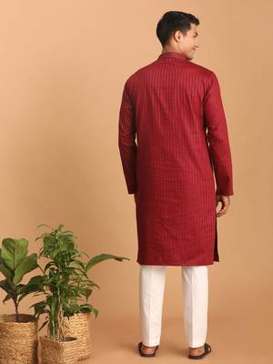 Maroon And White Cotton Blend Kurta Pyjama Set 3