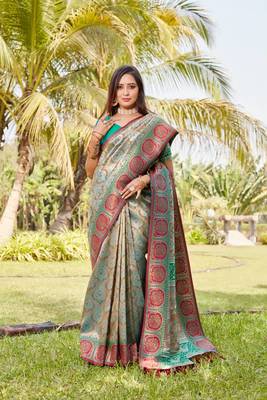 Boutique collection kanjivaram soft silk saree with unstitched blouse 3