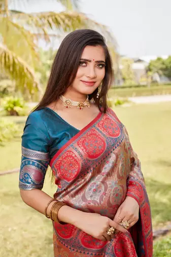 Boutique collection kanjivaram soft silk saree with unstitched blouse