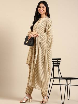 women's mandarin collar ethnic motifs foil print beige straight kurta and trouser with dupatta 5