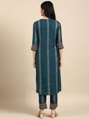 women's round neck checked foil print teal straight kurta and trouser 4