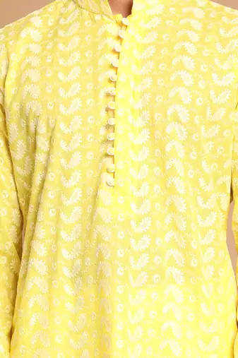 Mustard And White Pure Cotton Kurta Pyjama Set