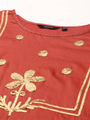 women's scoop neck solid rust straight kurta and skirt with dupatta 2