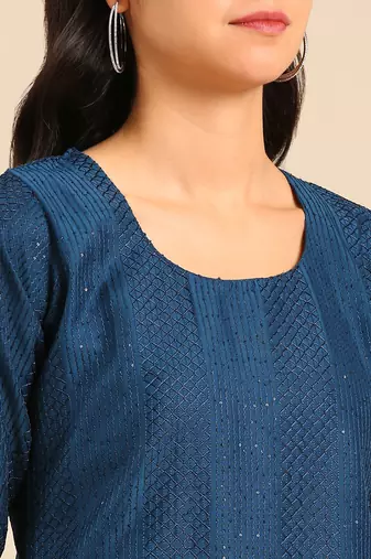 Showoff women's scoop neck solid teal straight kurta and trouser