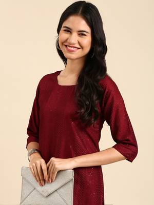 women's scoop neck solid burgundy straight kurta and trouser 1
