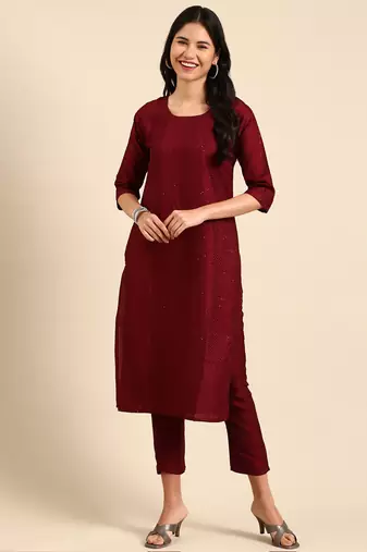 women's scoop neck solid burgundy straight kurta and trouser