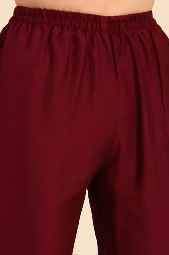 women's scoop neck solid burgundy straight kurta and trouser