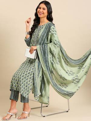 Showoff women's scoop neck ethnic motifs block print sea green straight kurta and trouser with dupatta 5