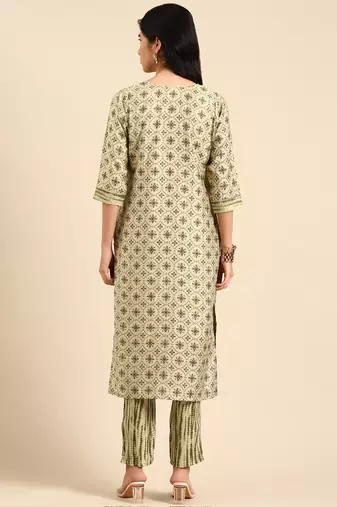 Showoff women's scoop neck ethnic motifs block print olive straight kurta and trouser