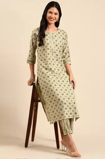 Showoff women's scoop neck ethnic motifs block print olive straight kurta and trouser